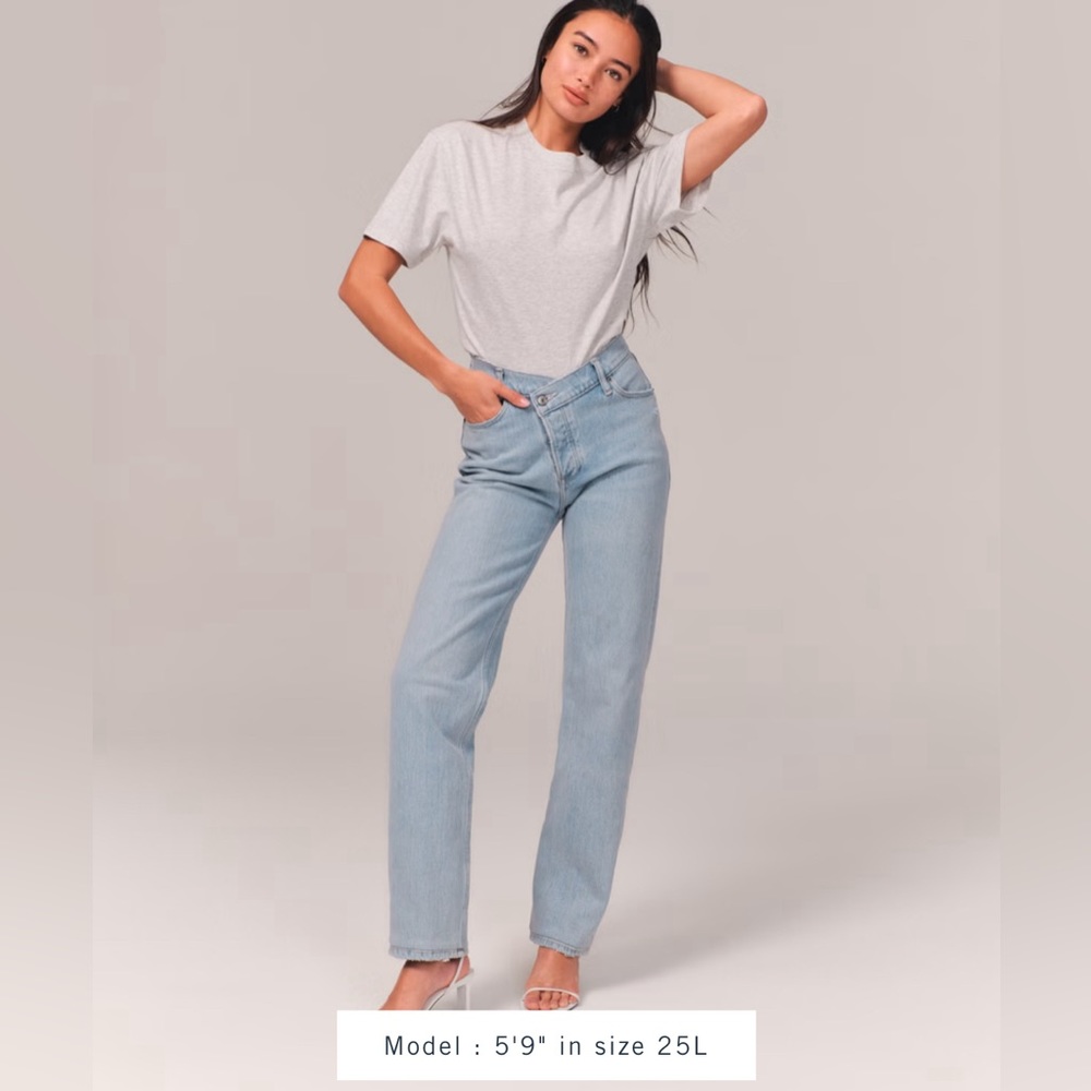 Abercrombie Curve Love High Rise Dad Jeans Asymmetrical Size 26